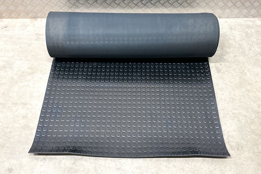 Gummimatte Flachnoppen, 10x1 m, 6 mm 